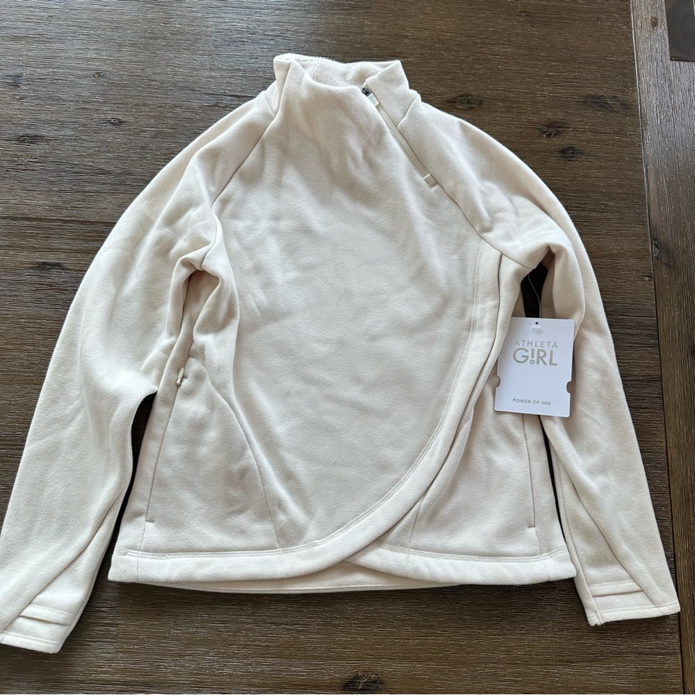 NWT Athleta Girl Cream “Cozy Karma Wrap” size M (8-10)